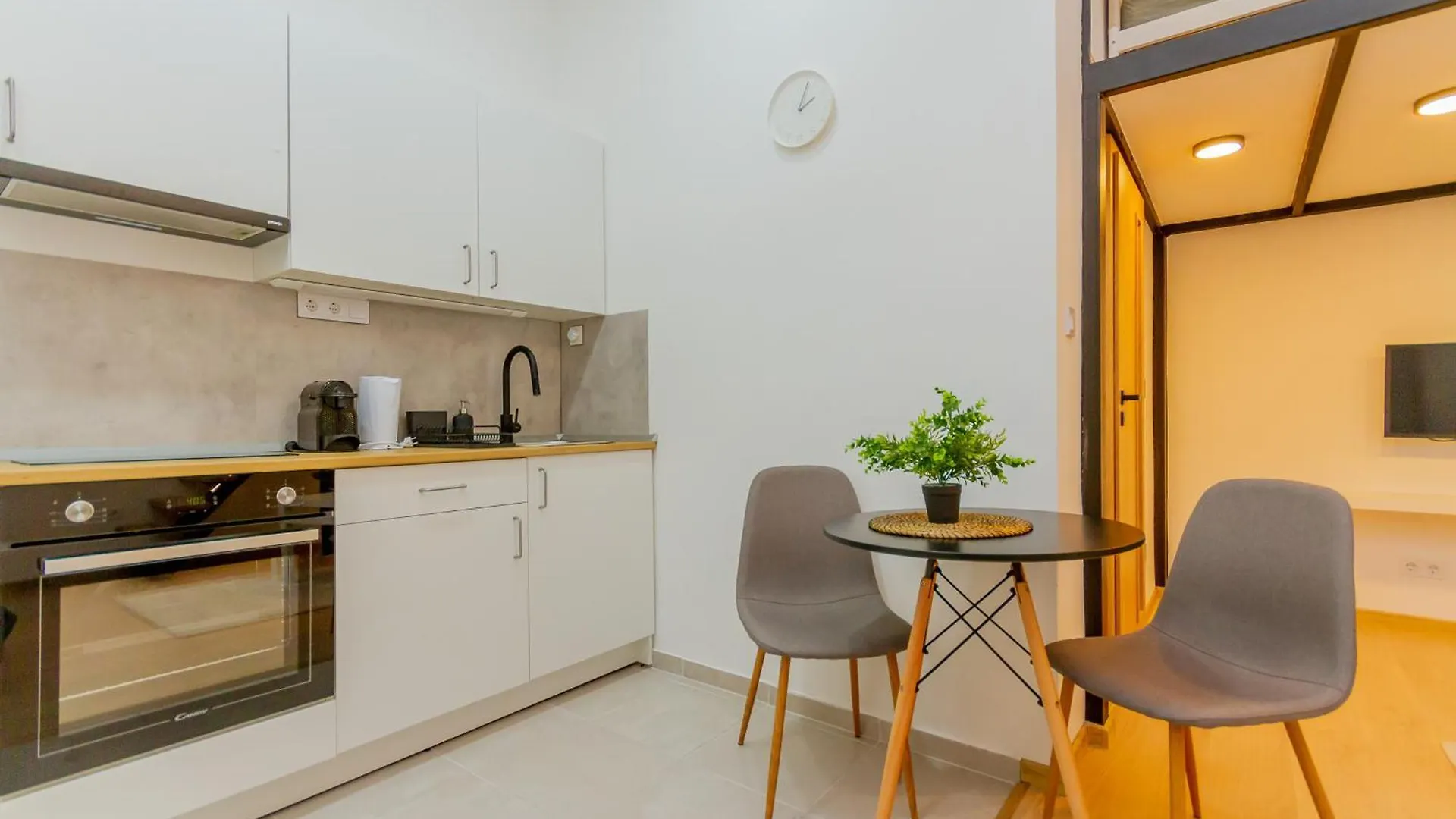 Eszter'S Cozy Apartment Βουδαπέστη
